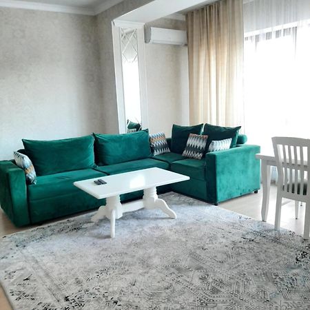 Comfortable Apartment Бишкек Екстериор снимка