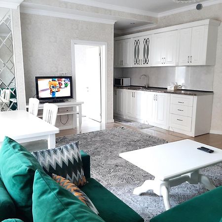 Comfortable Apartment Бишкек Екстериор снимка