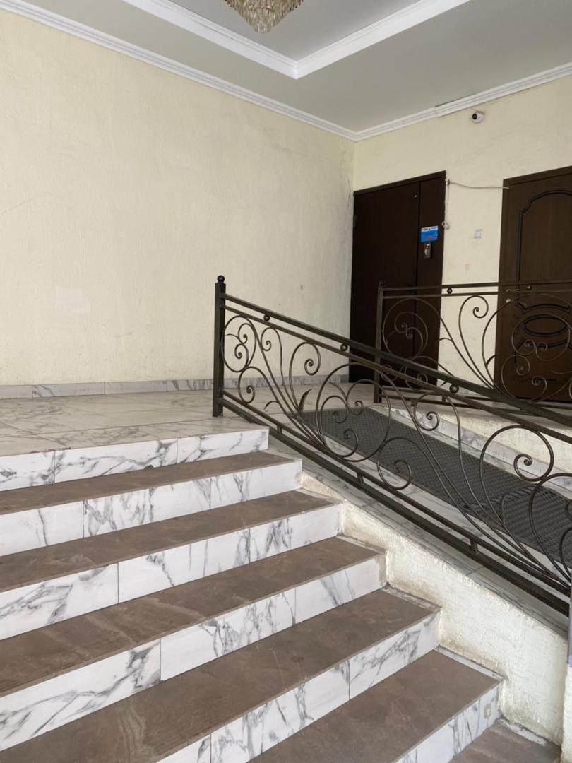 Comfortable Apartment Бишкек Екстериор снимка